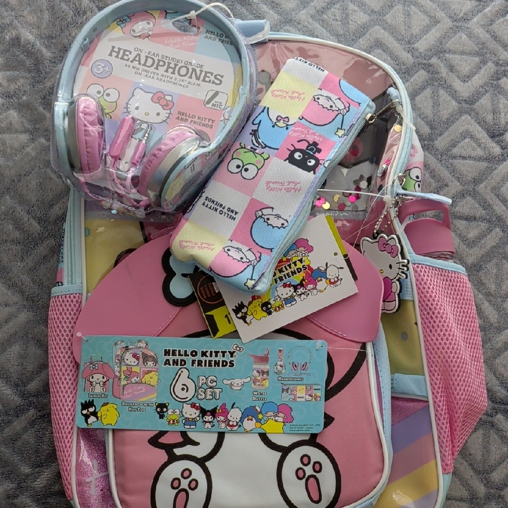 Hello Kitty and Friends Pink and Blue Set
